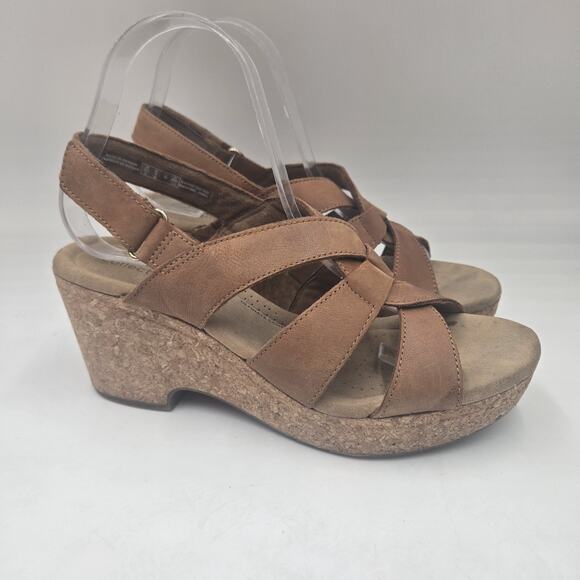 Clarks Giselle Beach Wedge Sandal Tan Leather US Size 9 Cork Strappy Heel - Picture 1 of 8